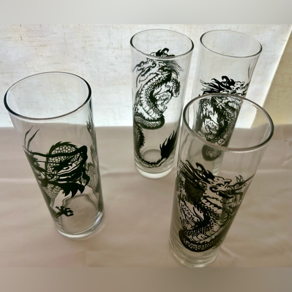 Set  4 dragon highball glasses. 7” Asian Design